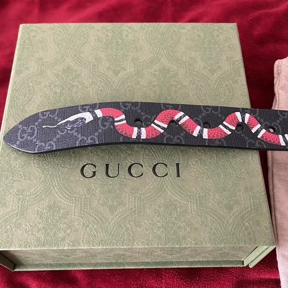 Gucci Belt size 90 Excellent condition Made In Italy